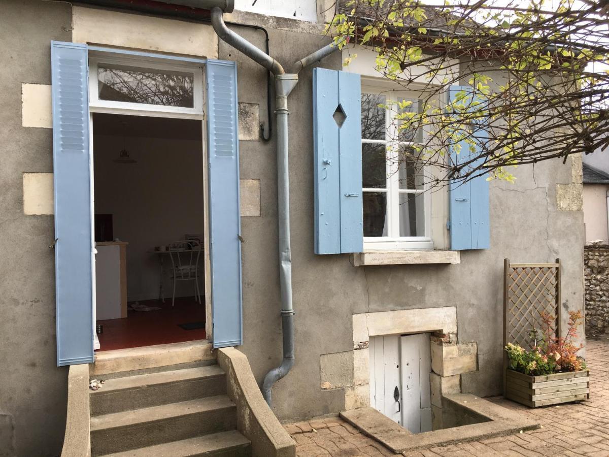 La Bernache Apartment Saint-Satur Exterior photo